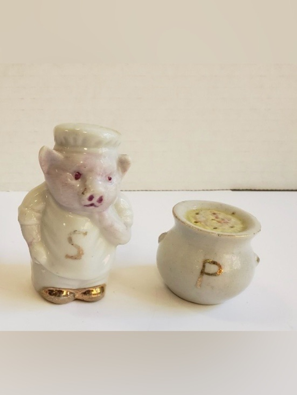 Pig Chef Salt and Pepper Shaker Set Vintage